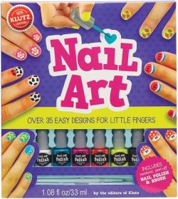 Nail Art: Over 35 Easy Designs for Little Fingers [With Non-Toxic Peel-Off Nail Polish and Brush]