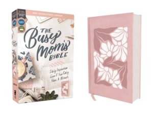Niv, the Busy Mom's Bible, Leathersoft Over Board, Pink, Red Letter, Comfort Print: Daily Inspiration Even If You Only Have One Minute