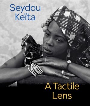 Seydou Ke?ta: A Tactile Lens