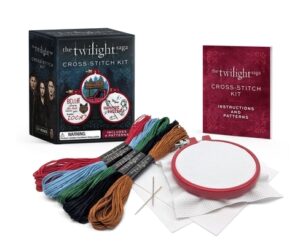 The Twilight Saga Cross-Stitch Kit: Includes 4 Patterns